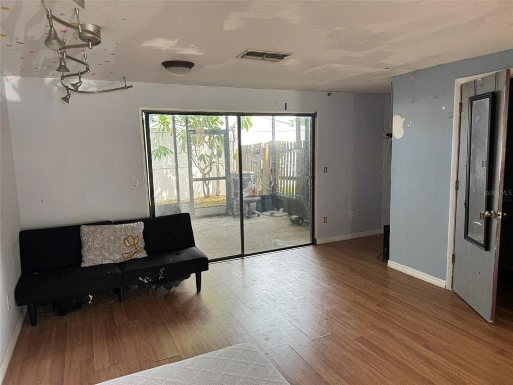 2811 PINES DRIVE Unit 18, LARGO, FL 33771 photo 4