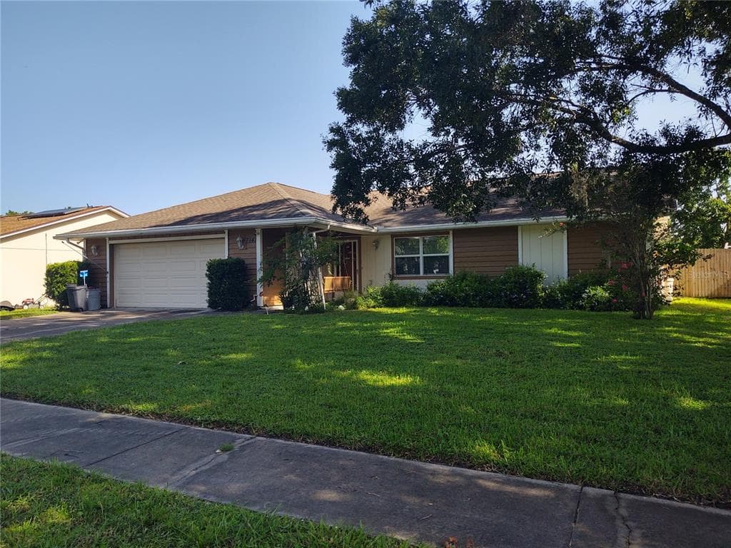 7841 LIGHTFOOT DRIVE, NEW PORT RICHEY, FL 34653