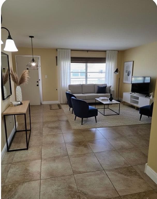 10032 65TH Avenue Unit 19, Street PETERSBURG, FL 33708 photo 2