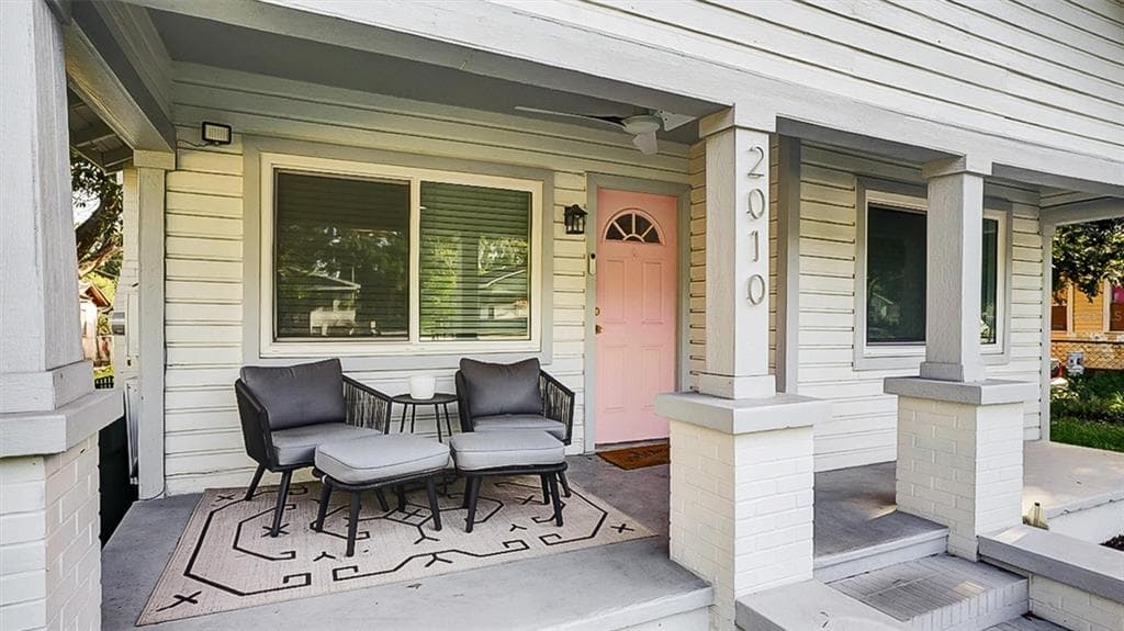 2010 IDA STREET, TAMPA, FL 33610 photo 2