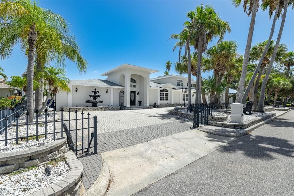 291 2ND STREET, TIERRA VERDE, FL 33715 photo 2