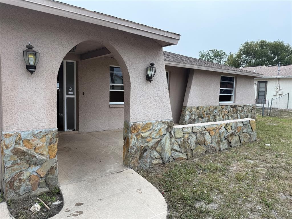 15930 ADOBE DRIVE, HUDSON, FL 34667 photo 2