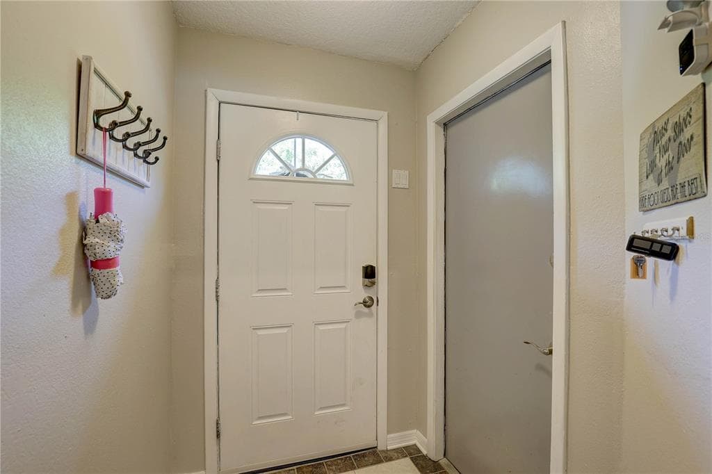 19201 VISTA LANE Unit D7, INDIAN SHORES, FL 33785 photo 5