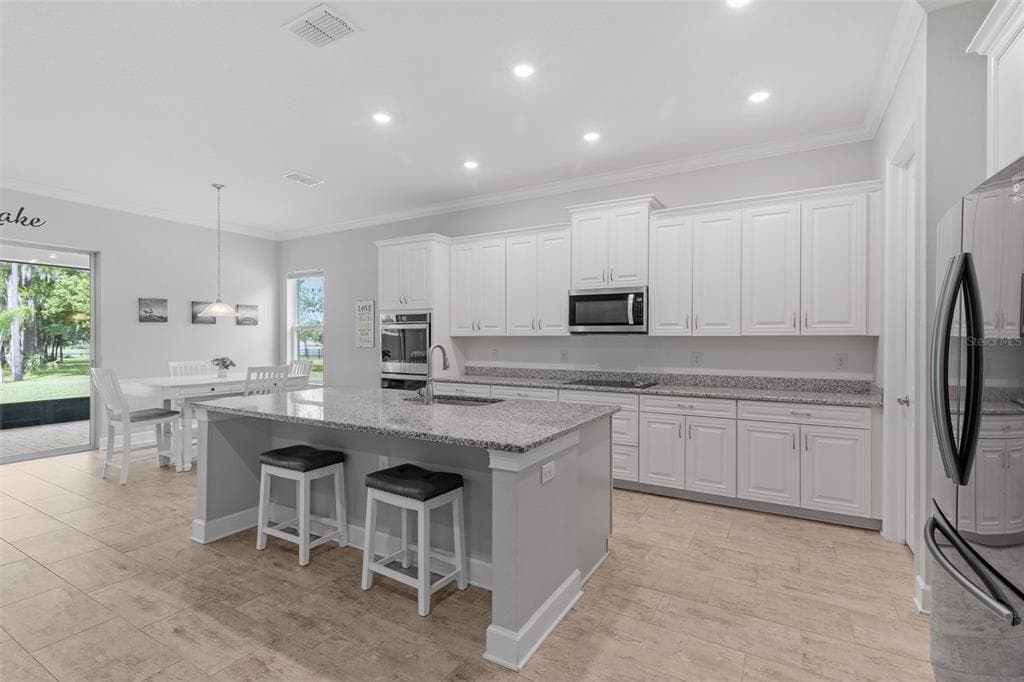 17804 WATERWAY CREEK DRIVE, LUTZ, FL 33549 photo 4