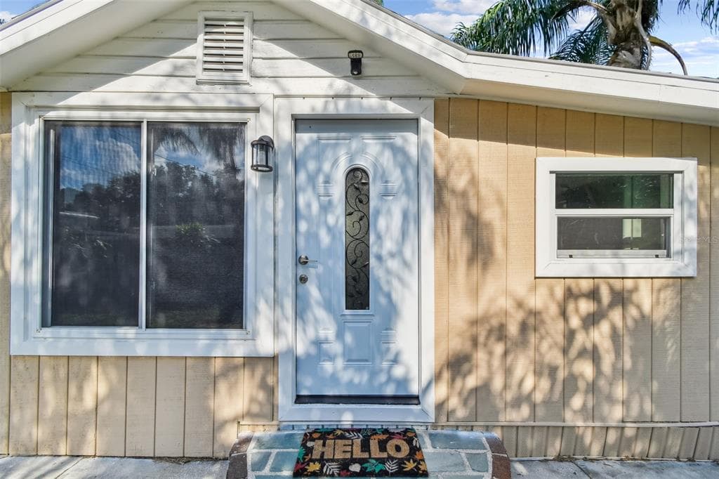 711 SMITH STREET, CLEARWATER, FL 33756 photo 3