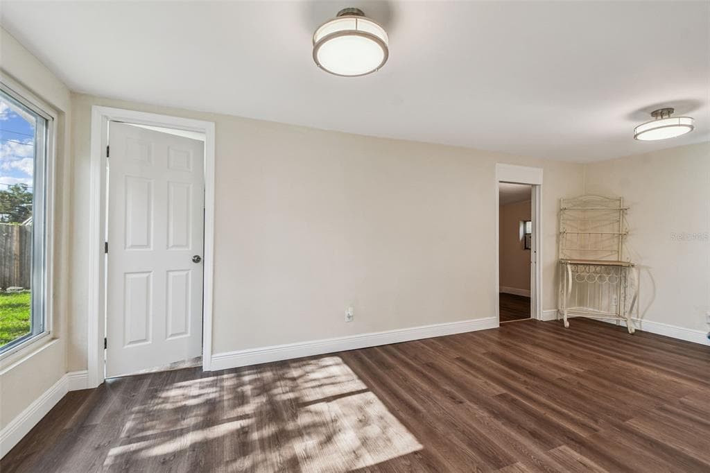 711 SMITH STREET, CLEARWATER, FL 33756 photo 5