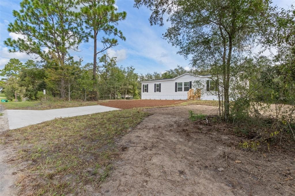 3667 WOODLAWN Street, DUNNELLON, FL 34433 photo 2