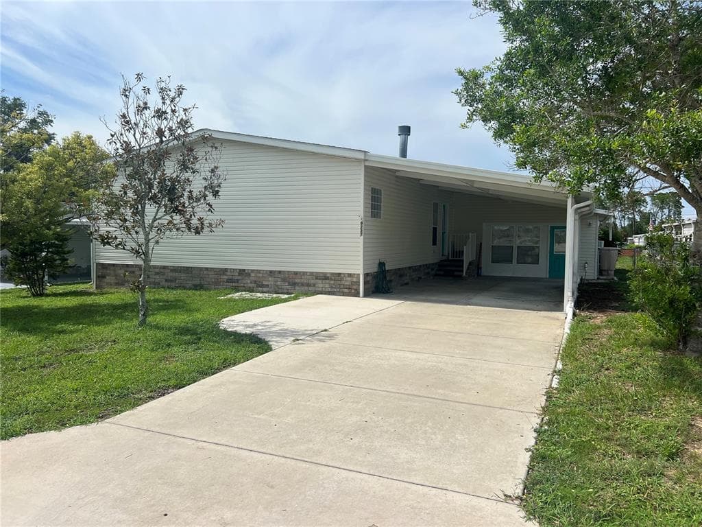 9237 SALISBURY DRIVE, BROOKSVILLE, FL 34613 photo 2