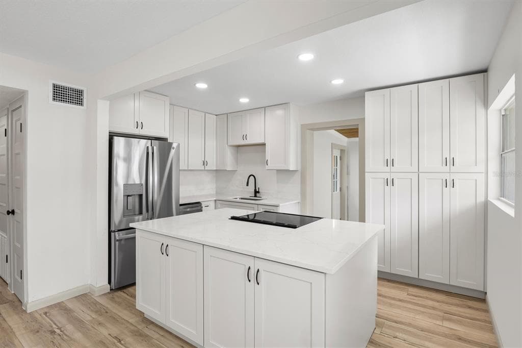 4510 MATANZAS AVENUE, TAMPA, FL, 33614 photo 2