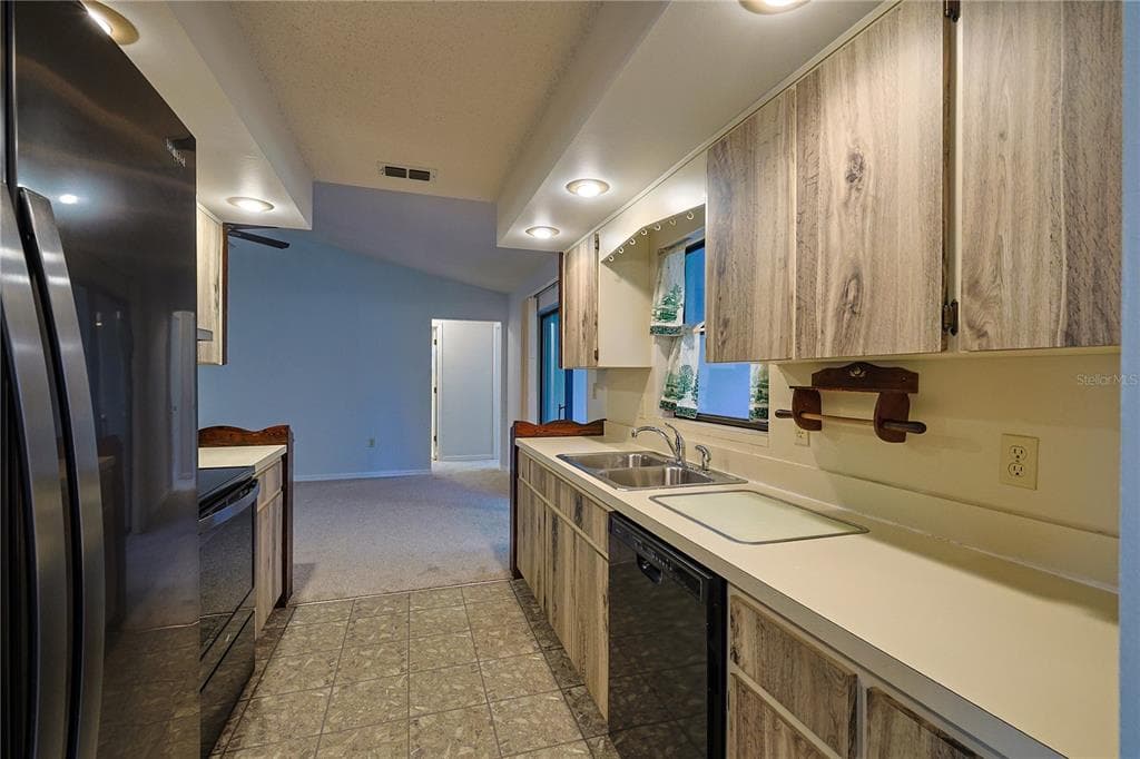 8384 TROJAN DRIVE, CITRUS SPRINGS, FL 34433 photo 5