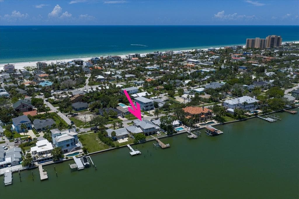 733 BAY ESPLANADE, CLEARWATER BEACH, FL 33767 photo 4