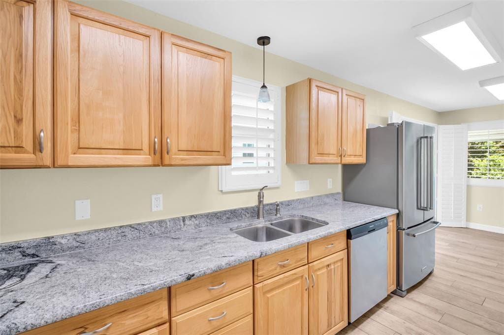 289 ORANGE STREET, PALM HARBOR, FL 34683 photo 3