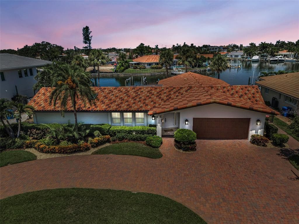 2057 KS AVENUE, Street PETERSBURG, FL 33703 photo 3