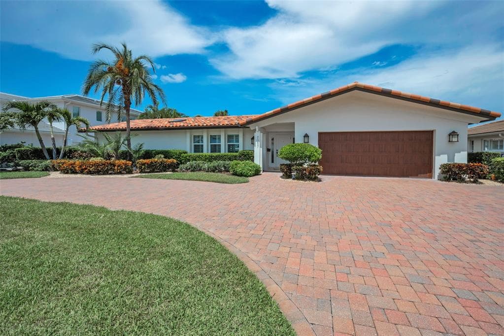 2057 KS AVENUE, Street PETERSBURG, FL 33703 photo 5