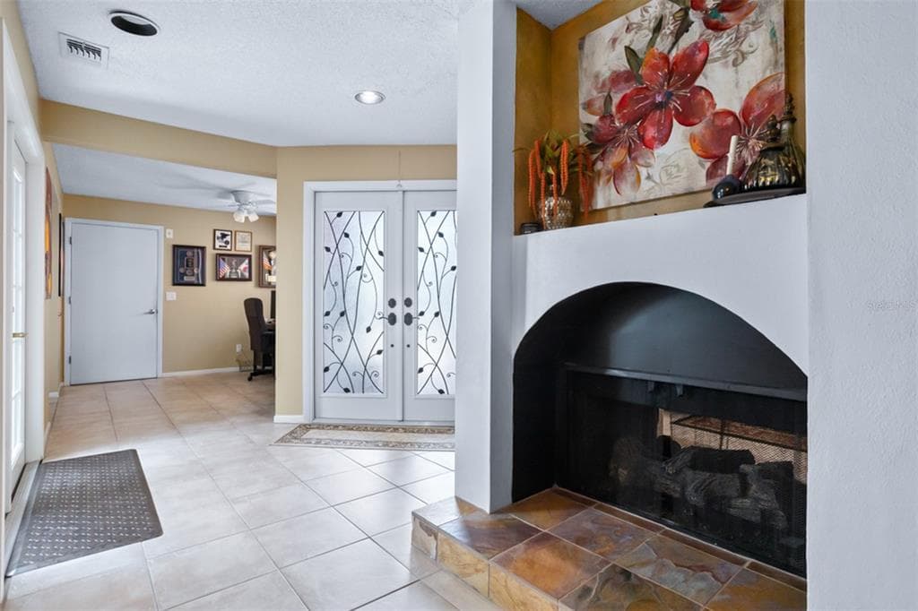 11407 ORILLA DEL RIO PLACE, TEMPLE TERRACE, FL 33617 photo 2