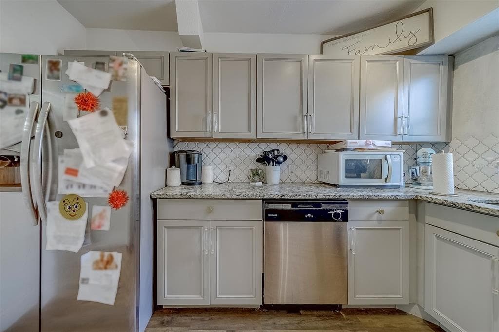 2044 21ST Street, Street PETERSBURG, FL 33712 photo 3