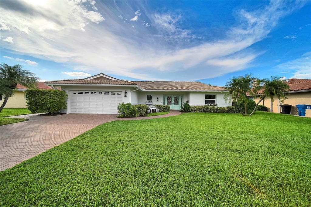 2025 MICHIGAN AVENUE, ST PETERSBURG, FL, 33703