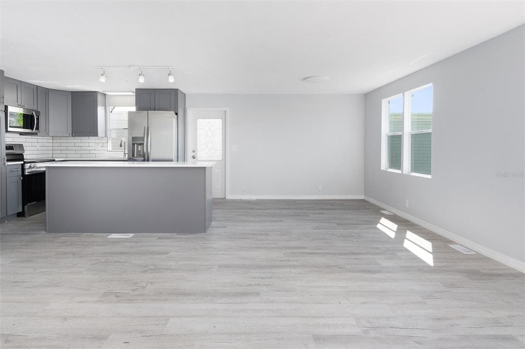 460 MOUNT OAK AVENUE, Unit# 745, ST PETERSBURG, FL, 33702 photo 5