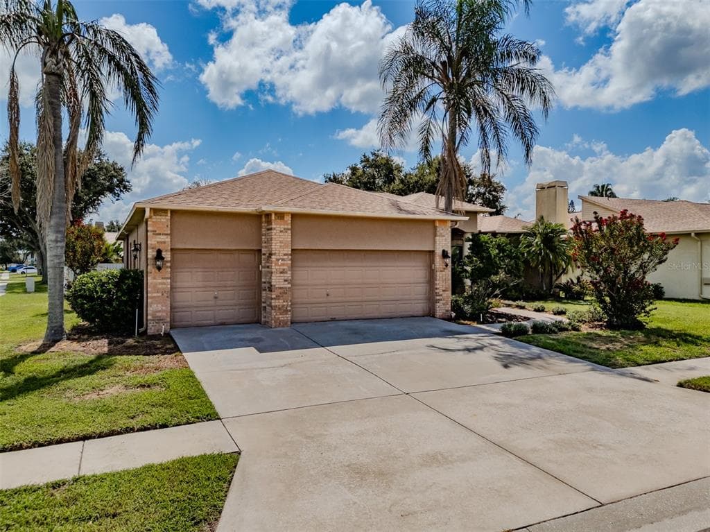 4401 BLANTYRE PLACE, VALRICO, FL 33596