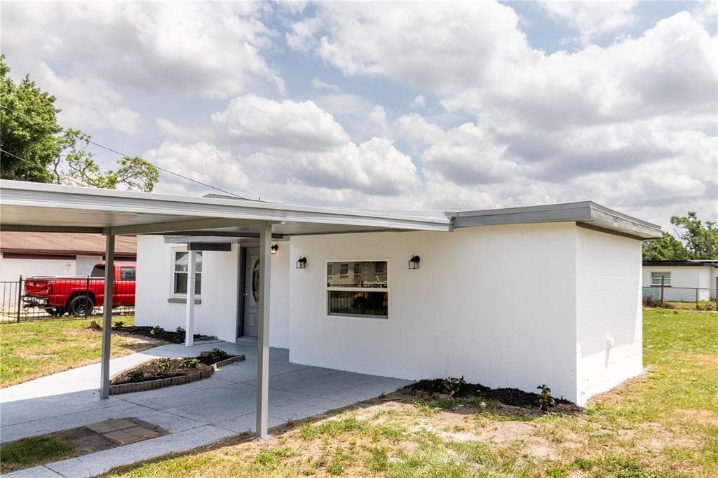 5210 80TH STREET, TAMPA, FL 33619 photo 5