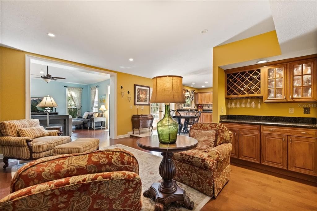 13817 CYPRESS VILLAGE CIRCLE, TAMPA, FL 33618 photo 4