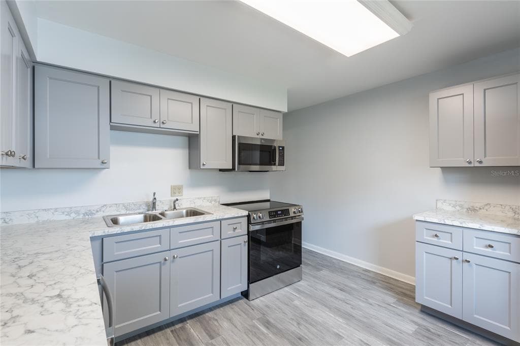 3202 DE LEON STREET Unit B, TAMPA, FL 33609 photo 4