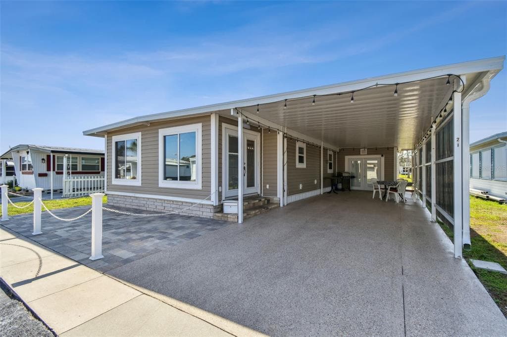 12651 SEMINOLE BOULEVARD, LARGO, FL 33778 photo 4