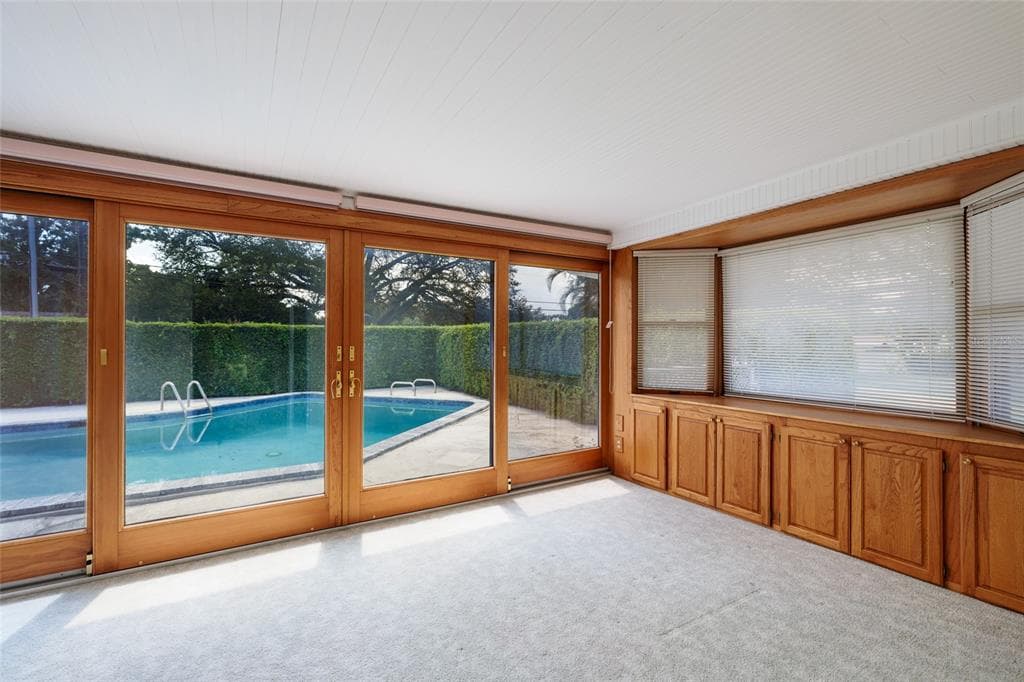 1027 GROVEWOOD COURT, CLEARWATER, FL 33764 photo 4