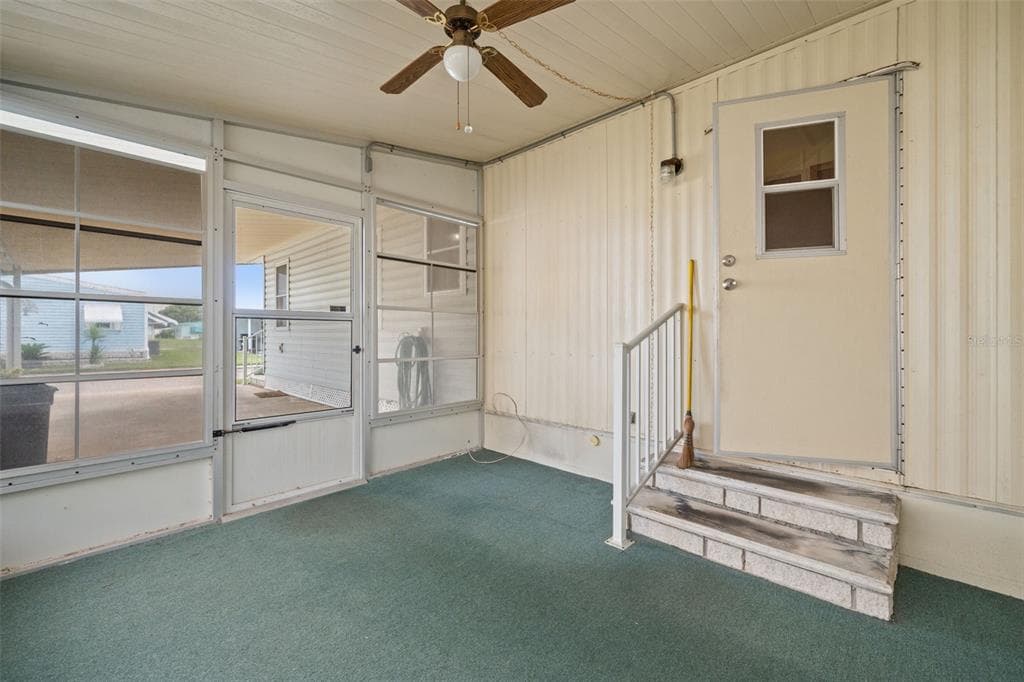 3125 BIRKDALE Drive, HOLIDAY, FL 34690 photo 5