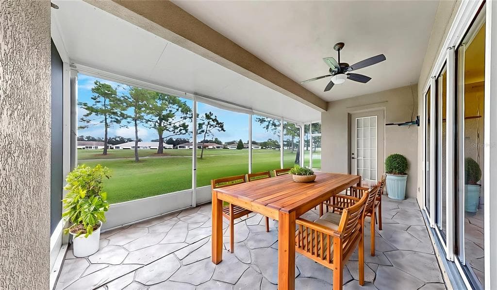 2433 KENSINGTON GREENS DRIVE, SUN CITY CENTER, FL 33573 photo 2