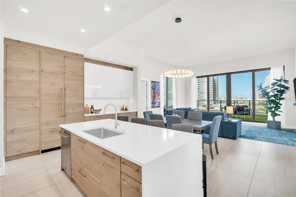 301 1ST STREET Unit 706, Street PETERSBURG, FL 33701 photo 4