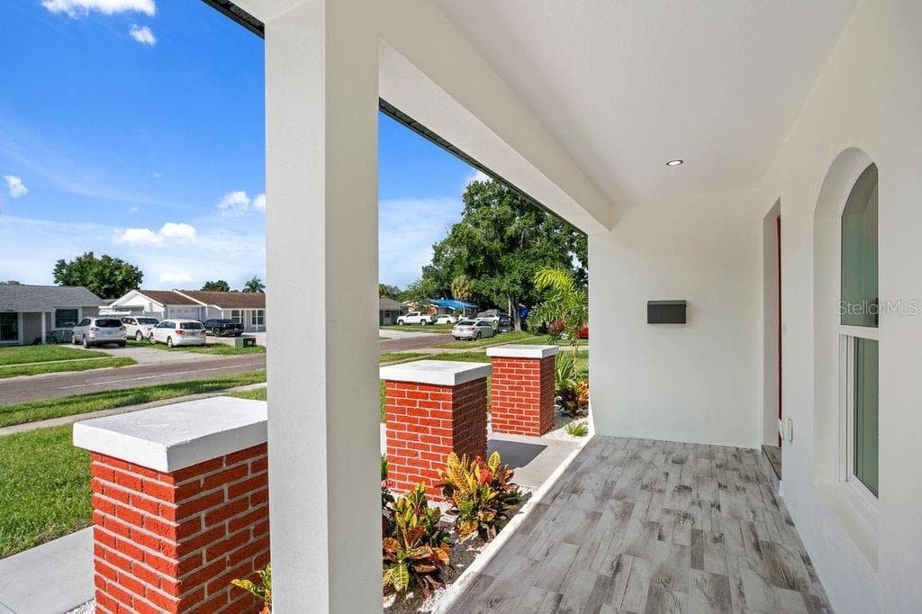 8405 WOODLAKE DRIVE, TAMPA, FL 33615 photo 5