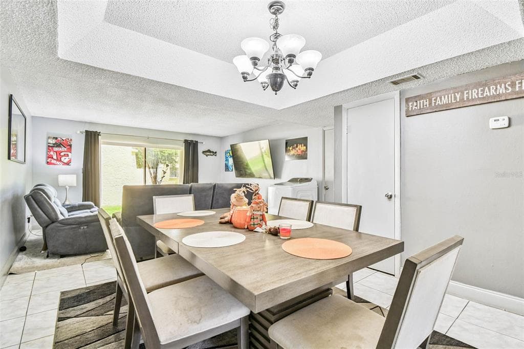 7611 LA MESITA COURT Unit 7611, TAMPA, FL 33615 photo 3