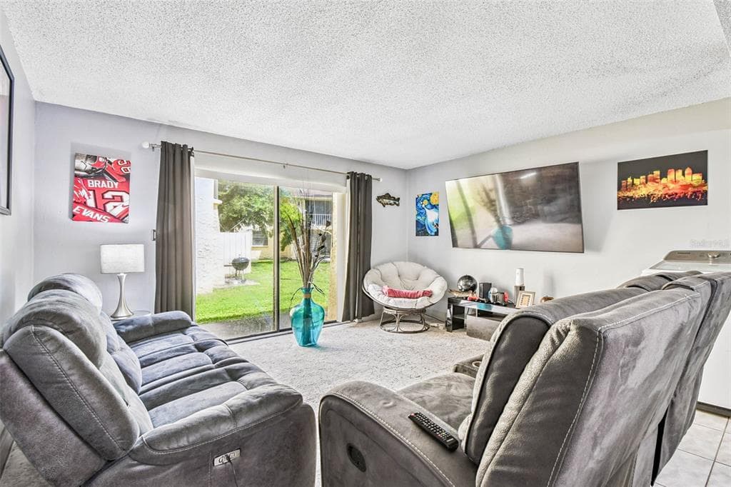 7611 LA MESITA COURT Unit 7611, TAMPA, FL 33615 photo 4