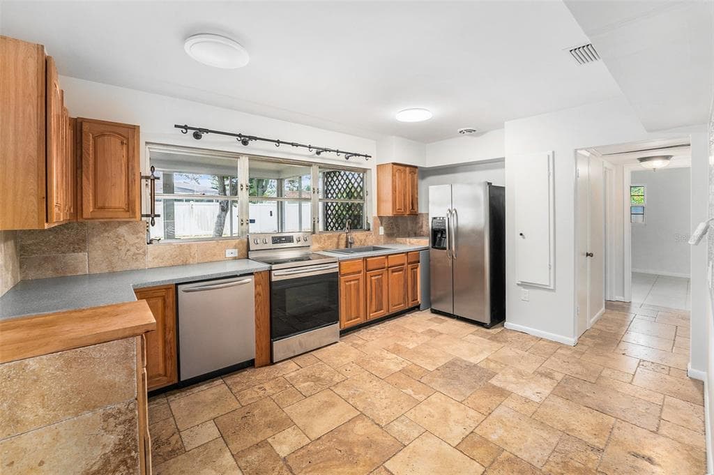 15 NIMBUS AVENUE, CLEARWATER, FL, 33765 photo 4