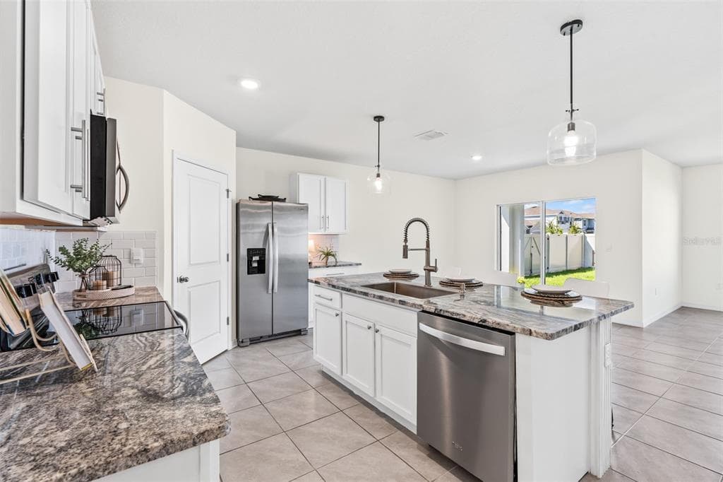 33471 HAMILTON HILL Lane, WESLEY CHAPEL, FL 33545 photo 2