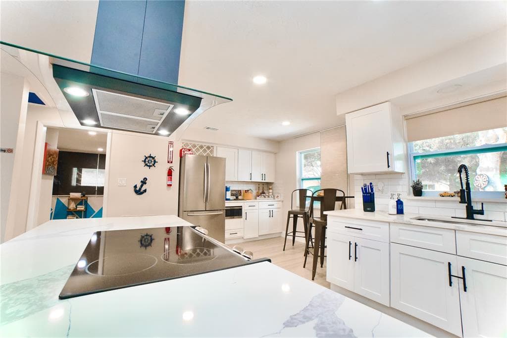 6956 300TH AVENUE, CLEARWATER, FL 33761 photo 4