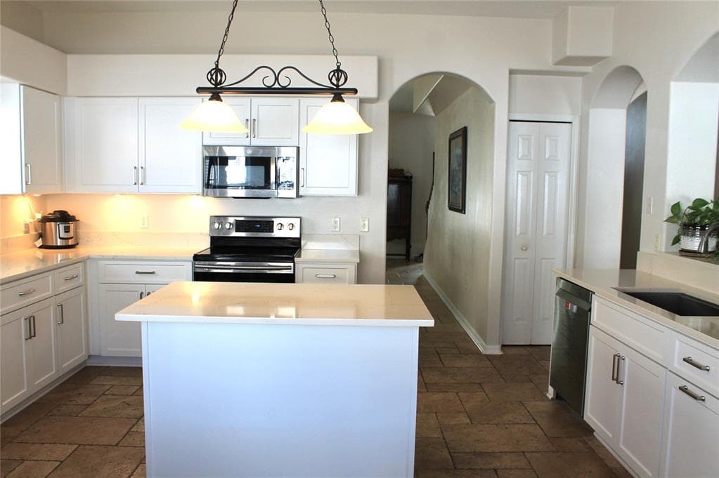 19411 SANDY SPRINGS CIRCLE, LUTZ, FL 33558 photo 5