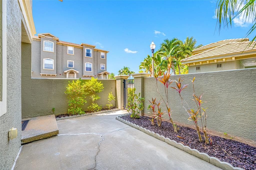 7125 102ND LANE, SEMINOLE, FL, 33772 photo 5