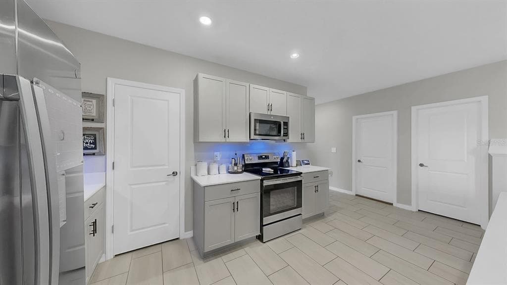 13286 PEACHLEAF AVENUE, RIVERVIEW, FL 33579 photo 5