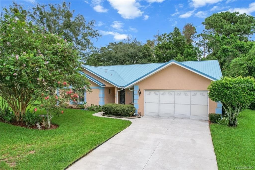 25 REDBAY Court, HOMOSASSA, FL 34446
