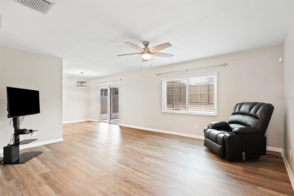 2001 PALADIN COURT, VALRICO, FL 33594 photo 4