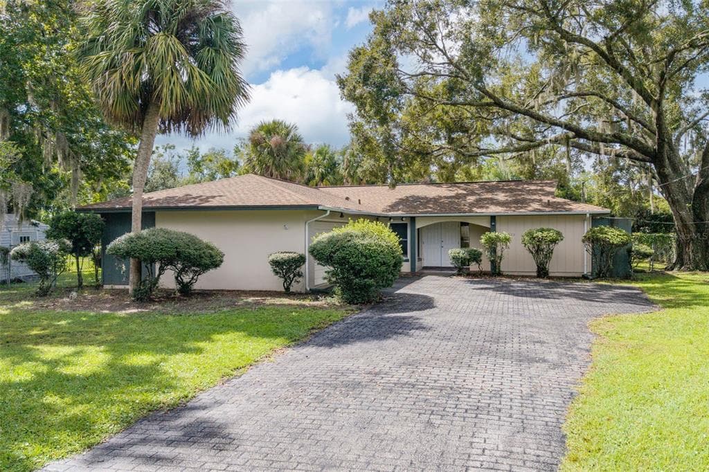 522 PARADISE POINT ROAD, CRYSTAL RIVER, FL 34429