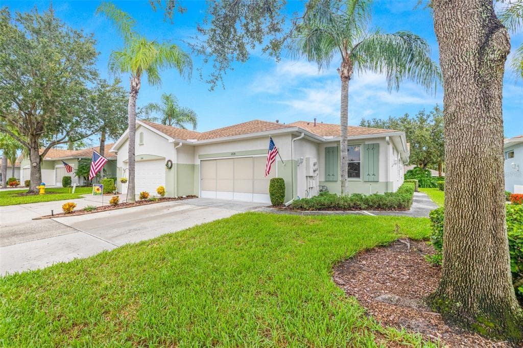 1226 HUNTINGTON GREENS DRIVE, SUN CITY CENTER, FL 33573