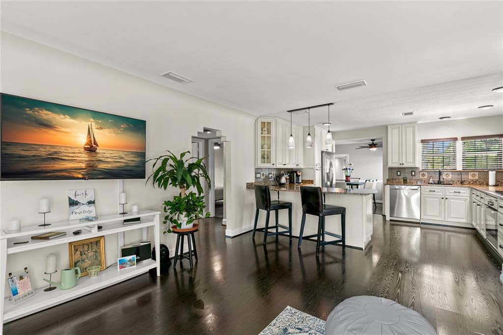 201 39TH STREET, Street PETERSBURG, FL 33711 photo 2