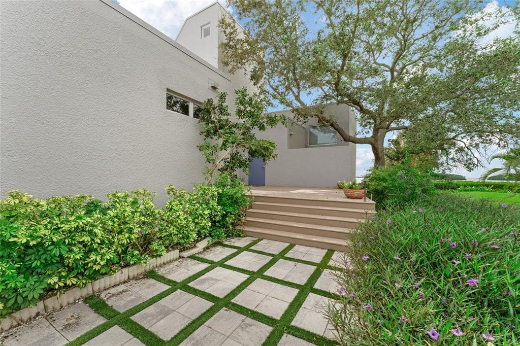 1761 OCEANVIEW DRIVE, Street PETERSBURG, FL 33715 photo 3