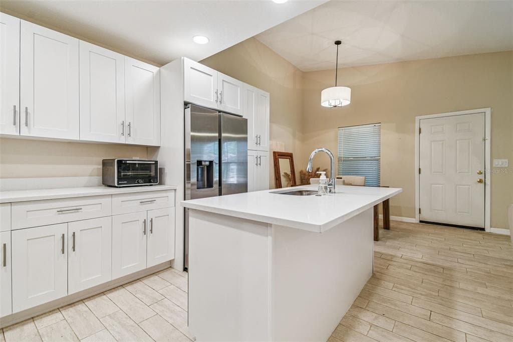 4033 DREAM OAK PLACE Unit 202, TAMPA, FL 33613 photo 4