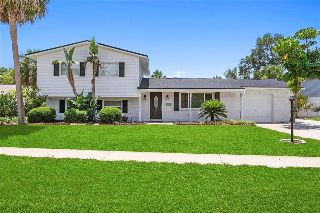 8412 FLAGSTONE DRIVE, TAMPA, FL 33615