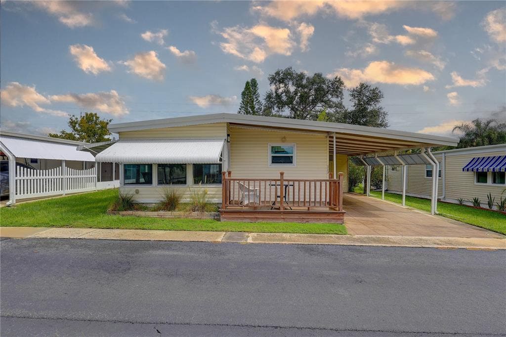 113 ROYAL PALM CIRCLE Unit 113, LARGO, FL 33778 photo 2