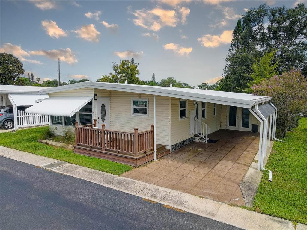 113 ROYAL PALM CIRCLE Unit 113, LARGO, FL 33778